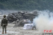 梦见血腥西藏军区某部高原峡谷实弹射击 锤炼实战能力